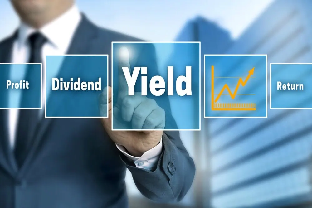 yield touchscreen is operated by businessman background