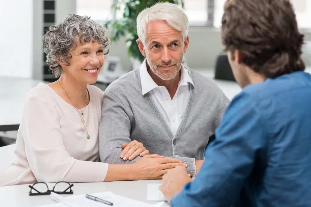 1bigstock-Senior-couple-meeting-real-est-151694879