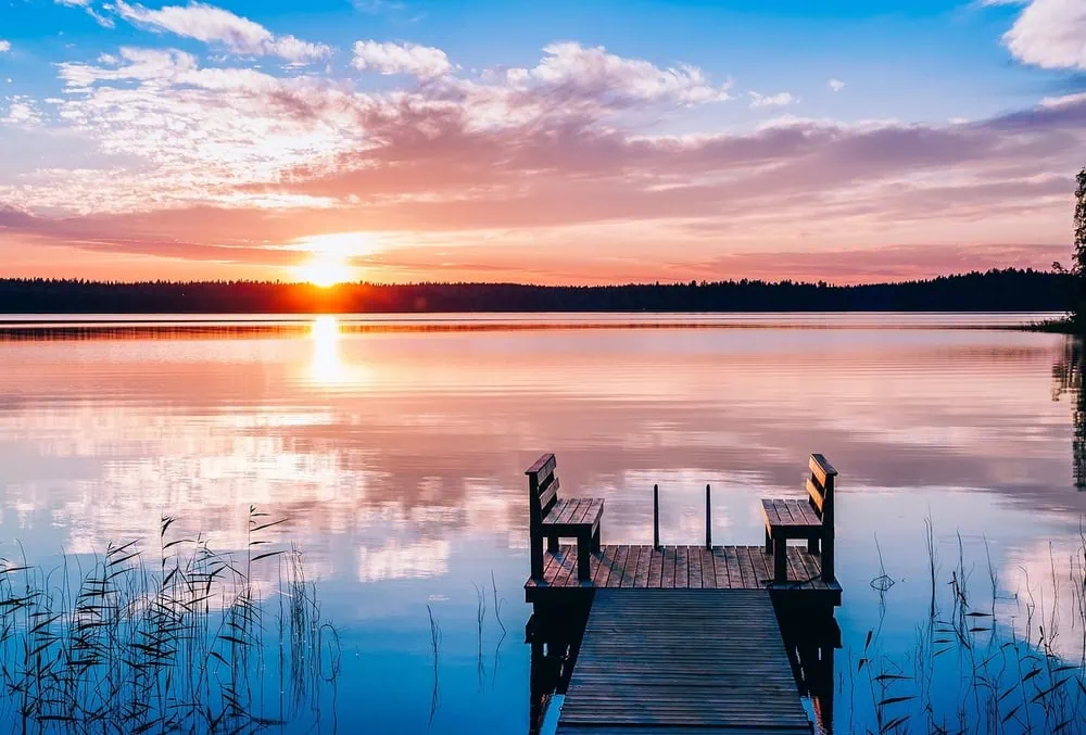 bigstock-Idyllic-View-Of-The-Long-Pier--307651189