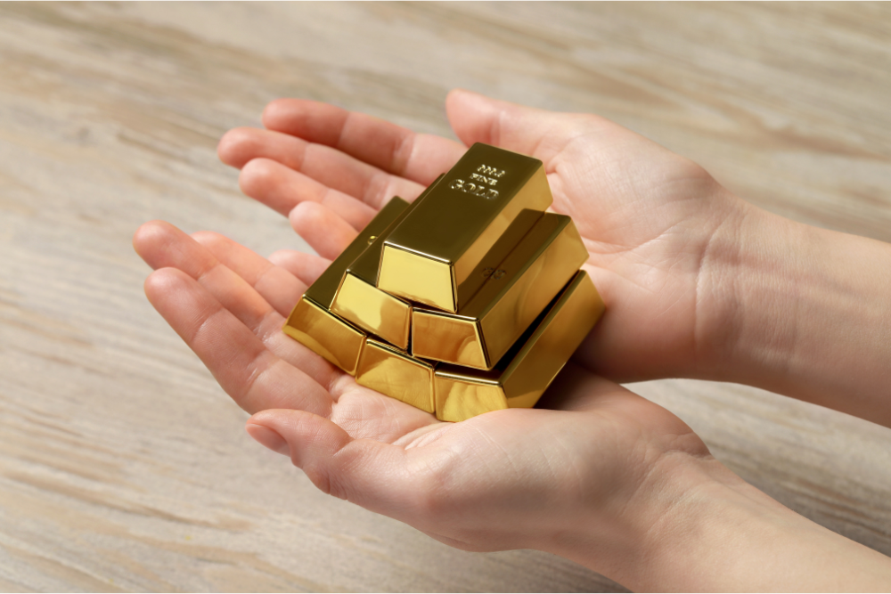 FP Answers: Is it wise to invest some savings in gold? If so, what’s the best way?